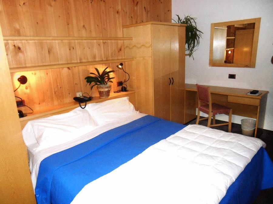 Hotel Santa Caterina Санта Катерина Валфурва Екстериор снимка